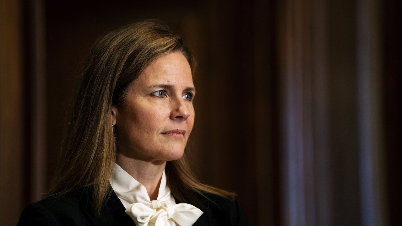 How Would A Justice Barrett Influence The Court On Immigration?
