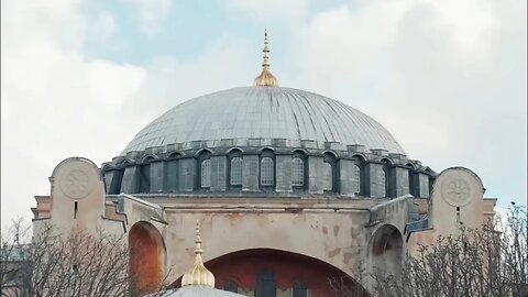 Peaceful & Serene moments before Jumu'ah at SultanAhmet Square, İstanbul ● صلوات الله وسلامه