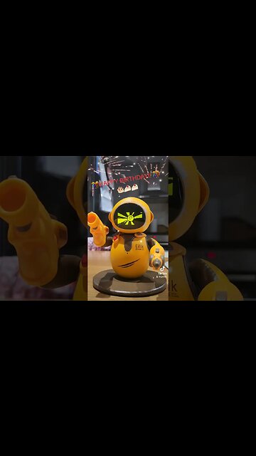 🎂Send Eilik Birthday Wishes To Your Friend🎊 #happybirthday #Shorts #BIRTHDAY #Eilik #Robot #AI #tech