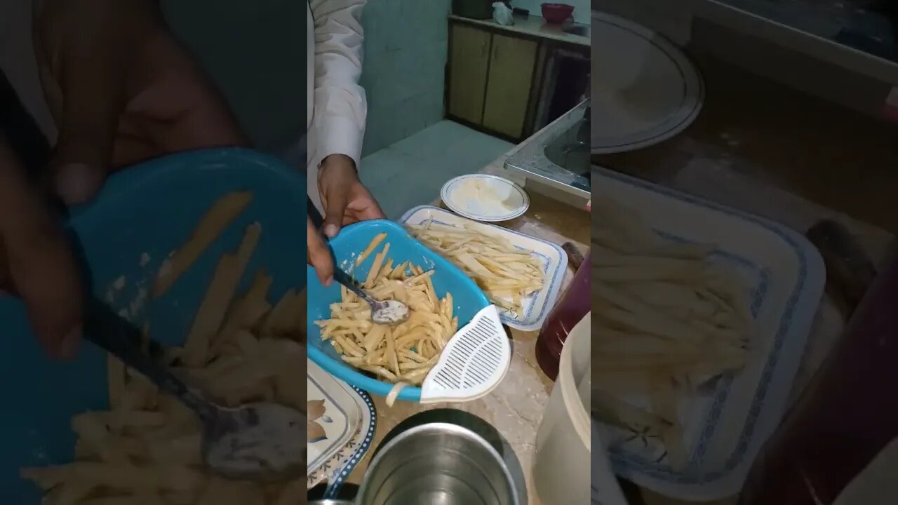 Mera hath sar gaya 🥲🥺 #trending #vlog #foryou #food #egg #funny #foodie #comedy #minivlog #cooking