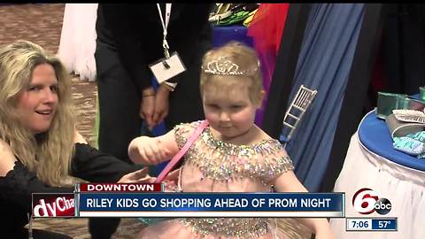 Riley kids go shopping ahead of prom night