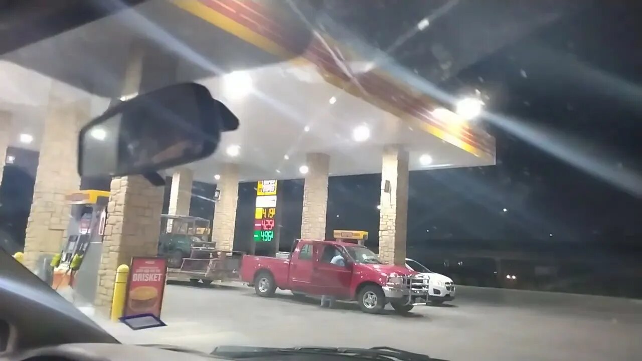 NEW! PARIS, TX CONVENIENCE STORE Bonham St/82 West July 9, 2022
