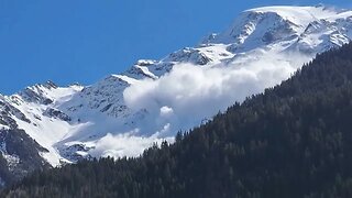 Avalanche Kills Four In French Alps