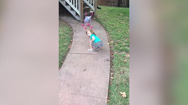 A Tot Girl Hobbles Because She Has A Boo Boo On Her Knee