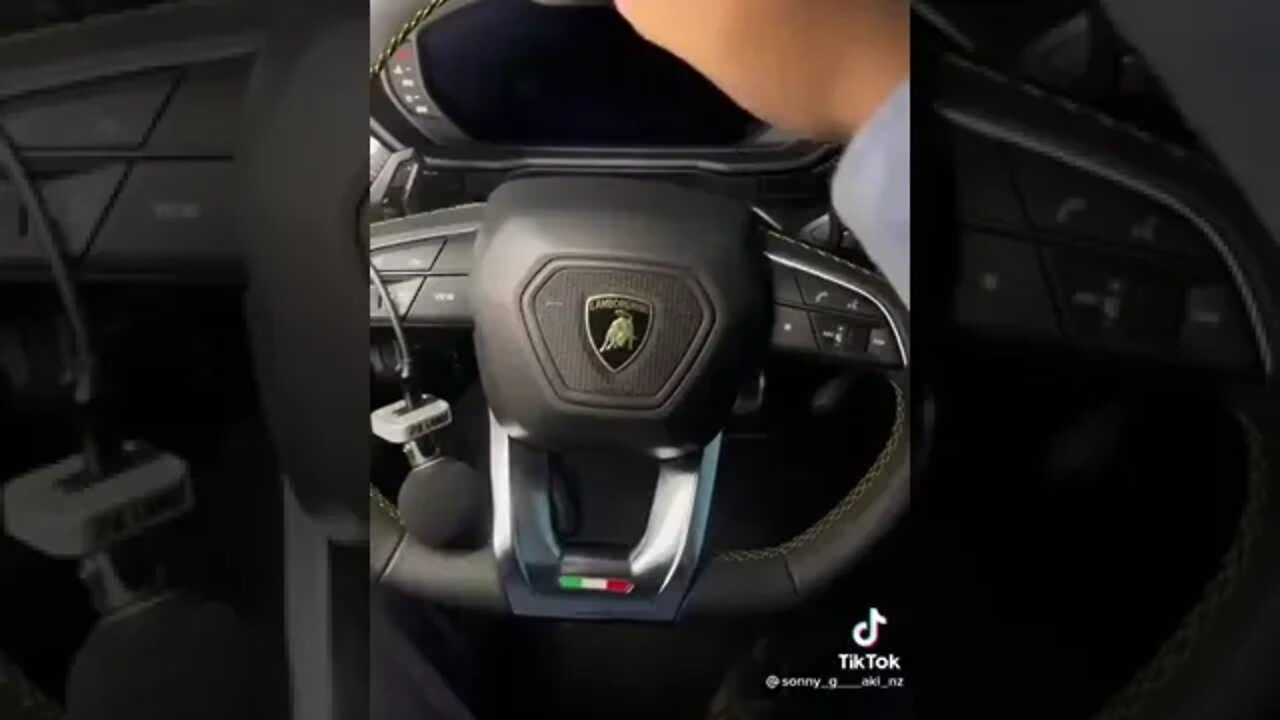 Lamborgini SUV