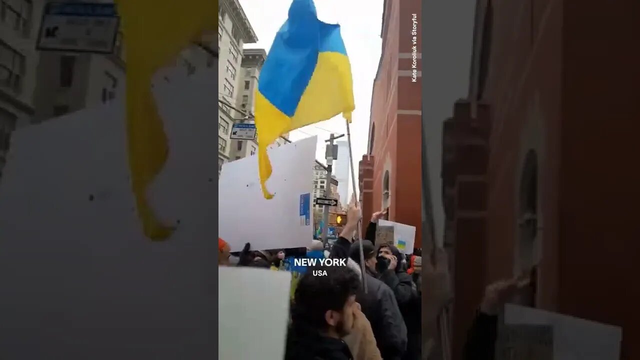 Protests against Russia’s war in Ukraine and in solidarity with Ukrainians #shorts #news #newstoday