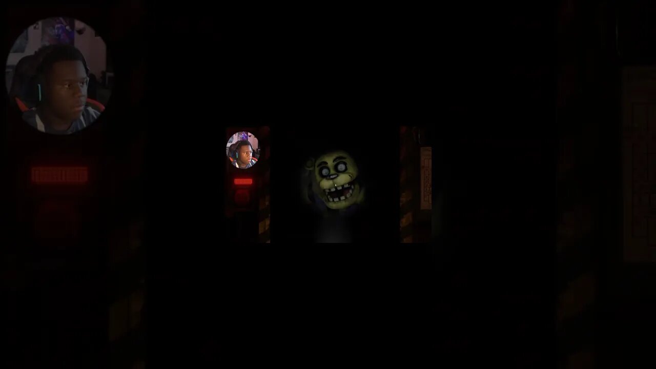 When you get tag team #shorts #fnaf #viral #trending #horrorgaming #gaming #funny #scarygaming #lol