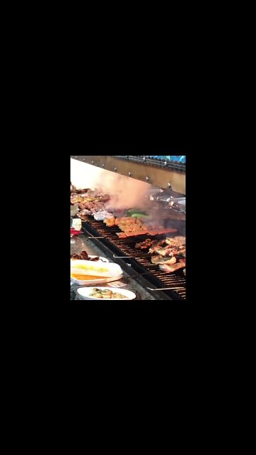 Busy kitchen | @kedibatmaz on IG 👨🏽‍🍳👩‍🍳 #shorts