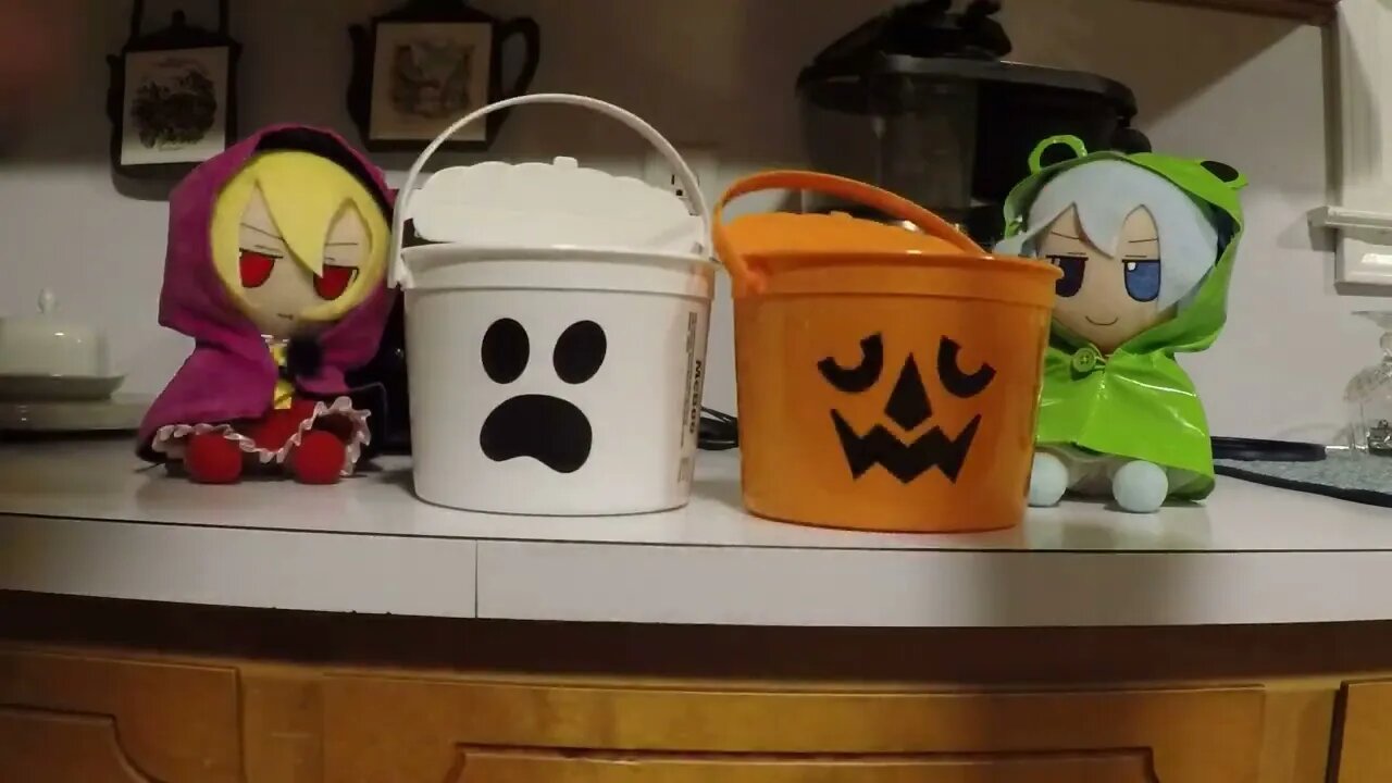 McDonald's Happy Meal Halloween pail fumos