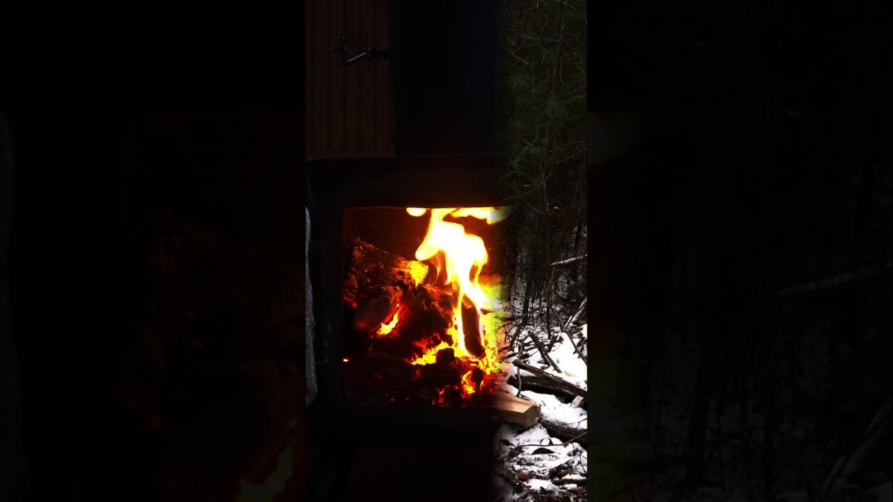 Off Grid Cabin in the Winter. Tiny House living in Asheville, North Carolina. Woodstove and Snow.