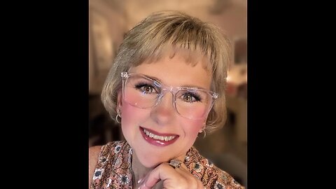 Senior Model Kerrie Devlin Scroggins Introduction