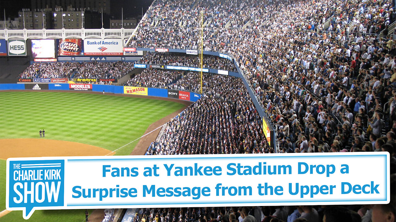 Fans at Yankee Stadium Drop a Surprise Message from the Upper Deck