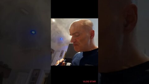 window cleaner trys Iceland Chicken Madras