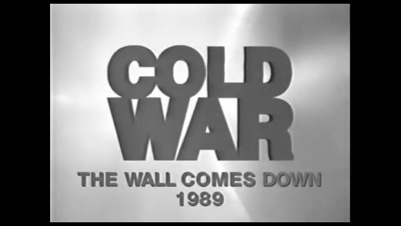 23 Cold War: The Wall Comes Down (1989)