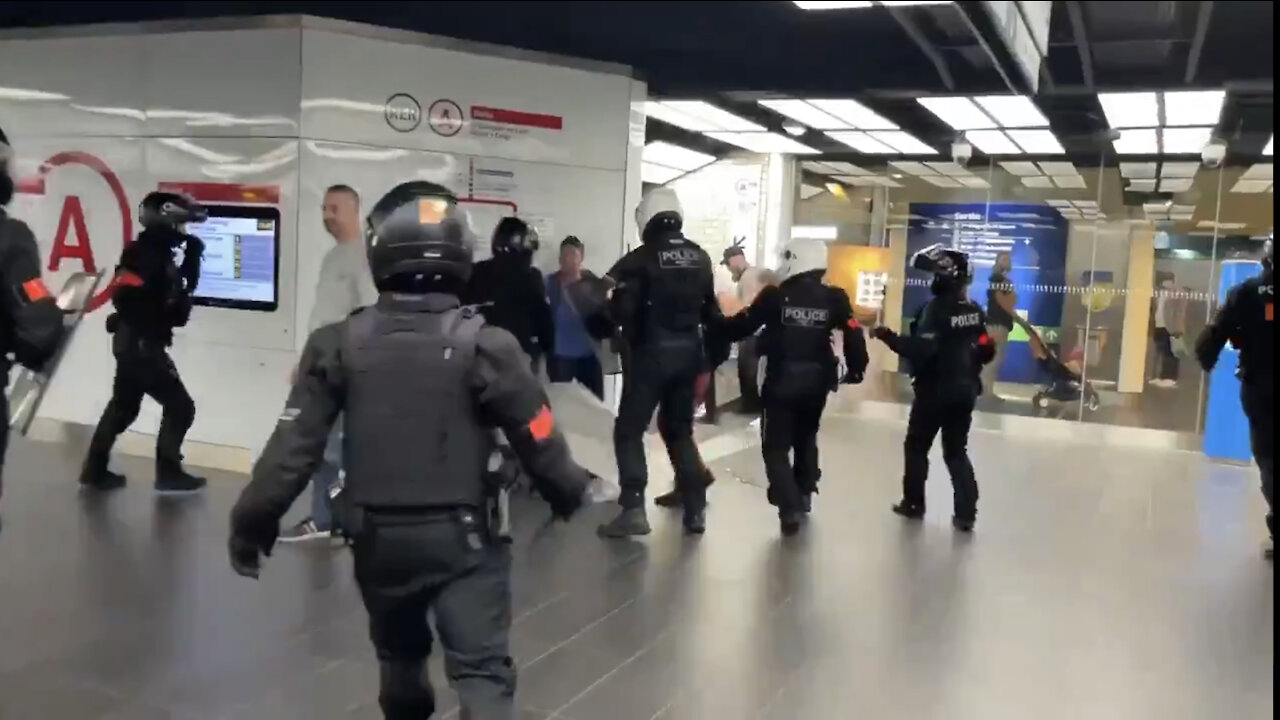 Paris police beat woman who tried to go shopping at the mall without a vaccine passport.