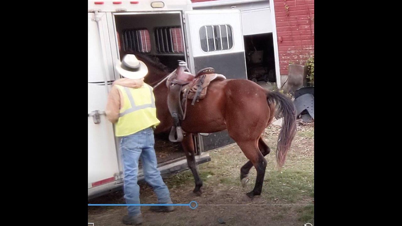 JJ - trailer loading and unloading 20 Oct 2022