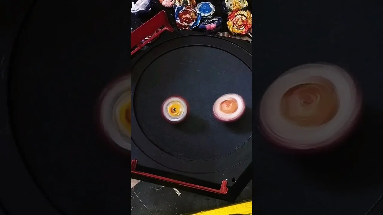 achilles vs achilles #batalhadebeyblade #beybladeburst #beyblade