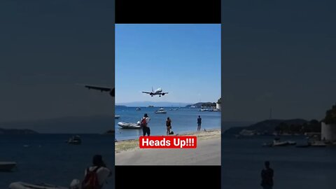 Heads UP - low flying aircraft. #shorts, #planes, #airplanes, #prepperboss