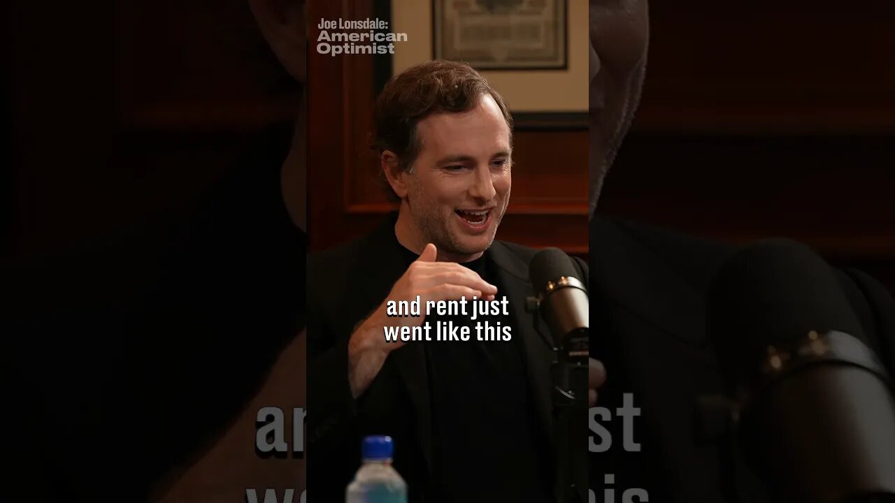 Airbnb started accidentally… in Joe Gebbia’s apartment!