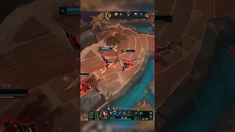 Draven's Axe Dance: Style and Slay on Summoner's Rift ! - League of Legends #shorts
