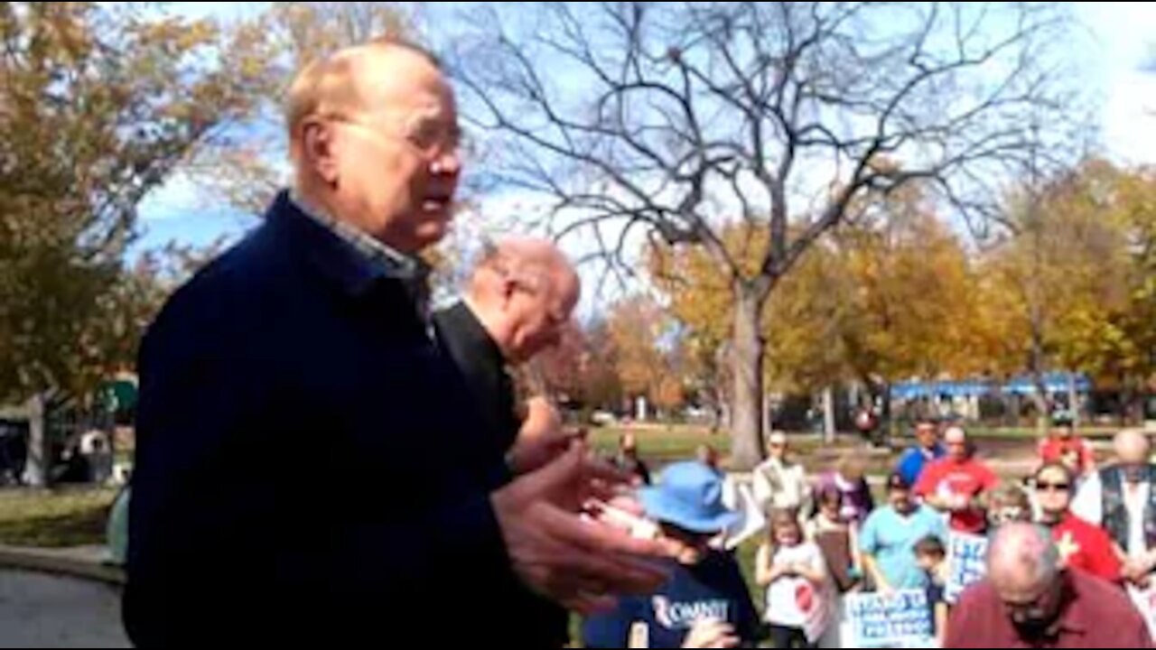 Dr. James Dobson and Fr. Bill Carmody Pray at Rally for Religious Freedom
