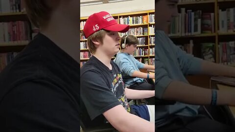 Realm Royale With MAGA Hat!