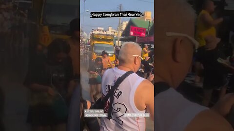 Songkran in Pattaya #songkran2023 #songkranfestival #expatlife #lifestylechange #carloselysee