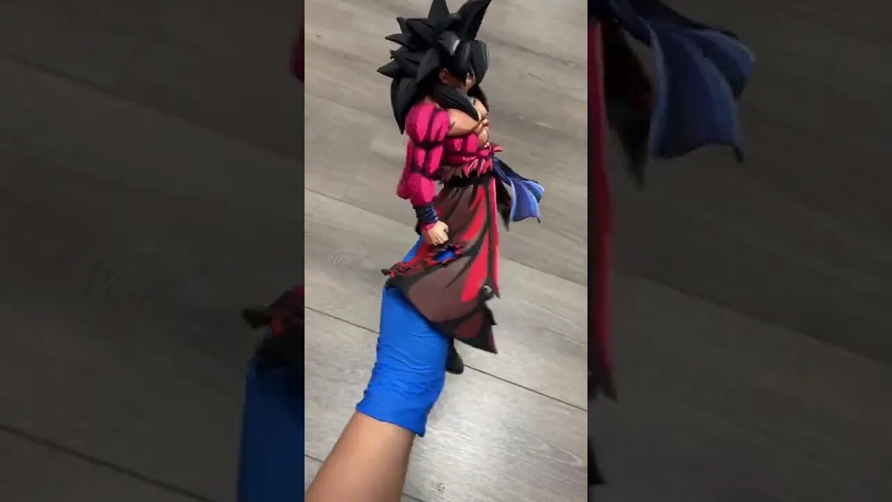 GOKU SS4 😯😯😯