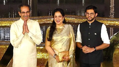 Uddhav Thackeray with wife Rashmi Thackeray and son Aaditya Thackeray at NMACC Launch