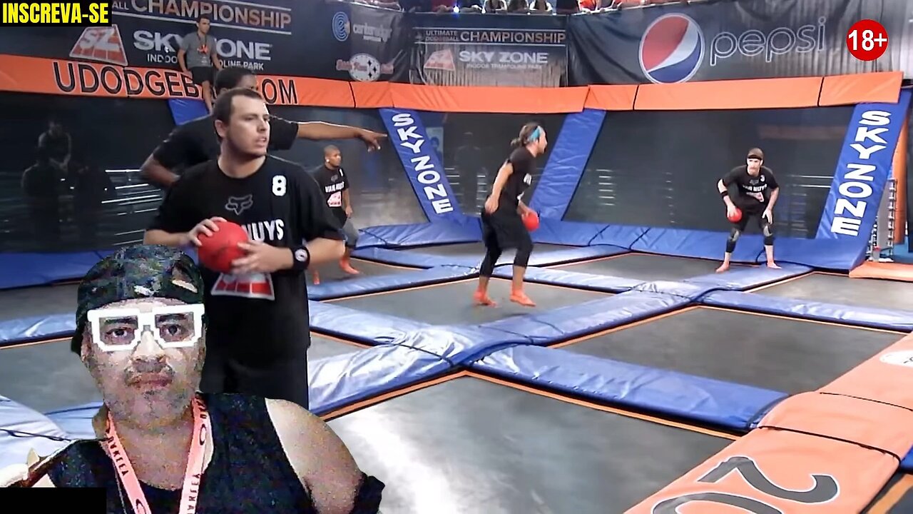 queimando no market com : DODGEBALL