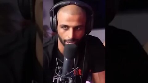 Man Makes Woman Look STUPID