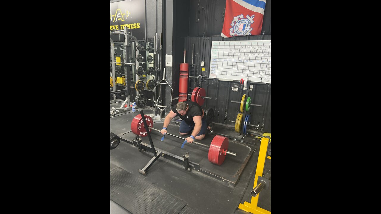 705lbs x 4 Deadlift
