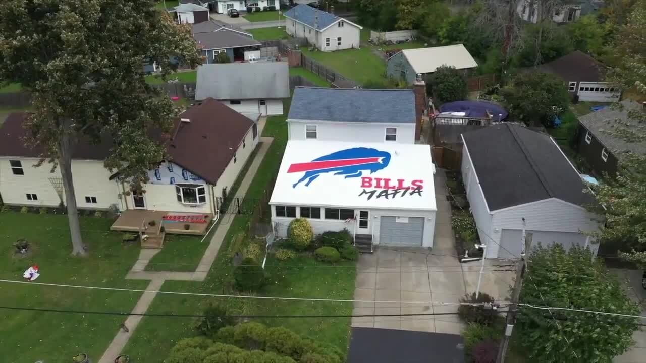 Bills Mafia roof on Lakeview house honors homeowner's late wife