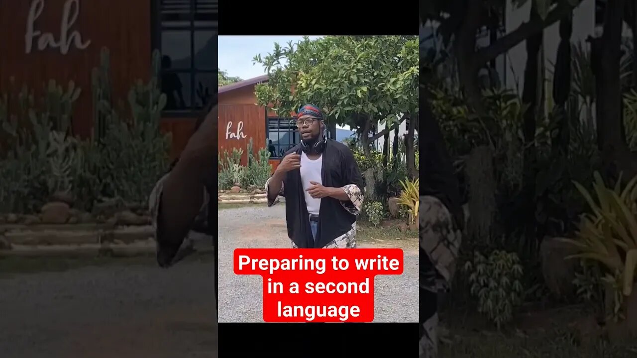 Preparing to write in a second language #languagelearning #languageexchange #educationalvideo