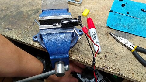 Athearn Blue Box DD40 motor replacement part 2
