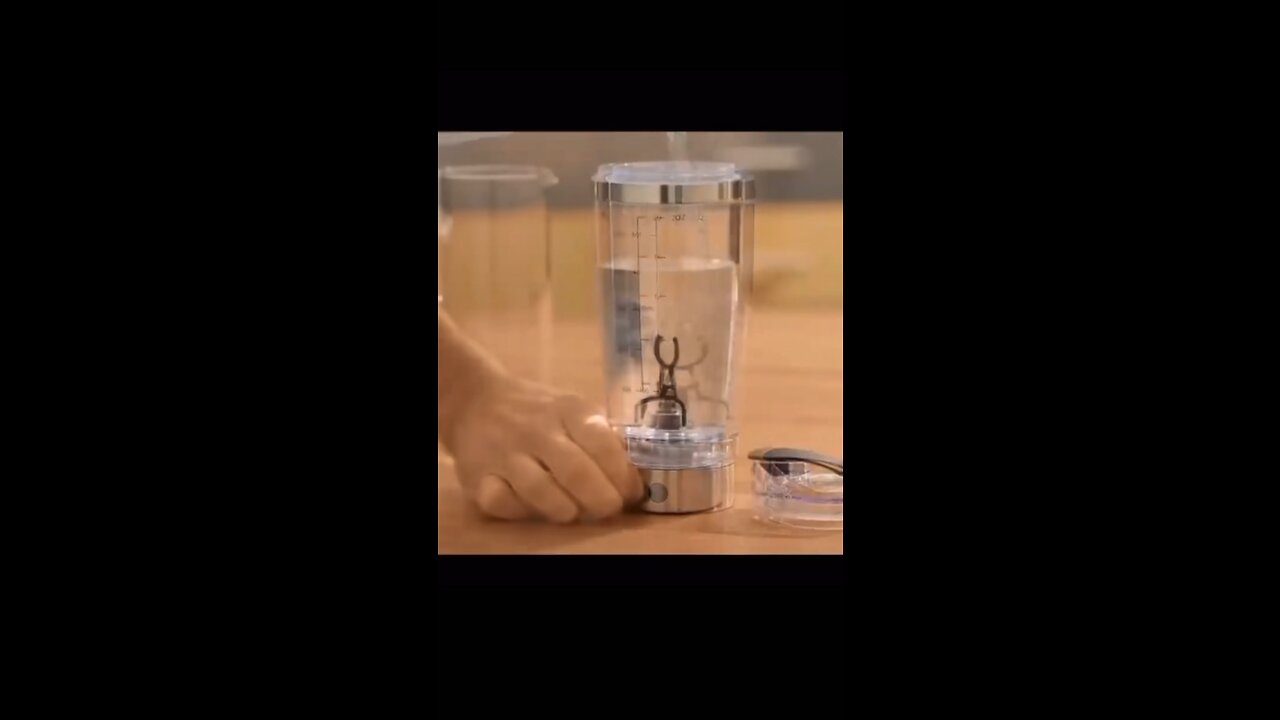 Electric Mixing Shaker Bottle