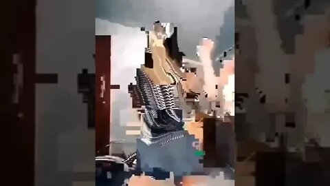 Larissa Manoela travada em Live Glitch