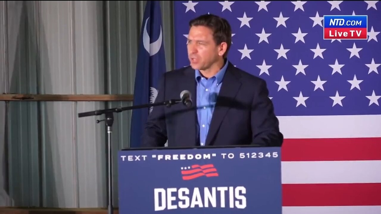 How Ron DeSantis Handles A Protestor