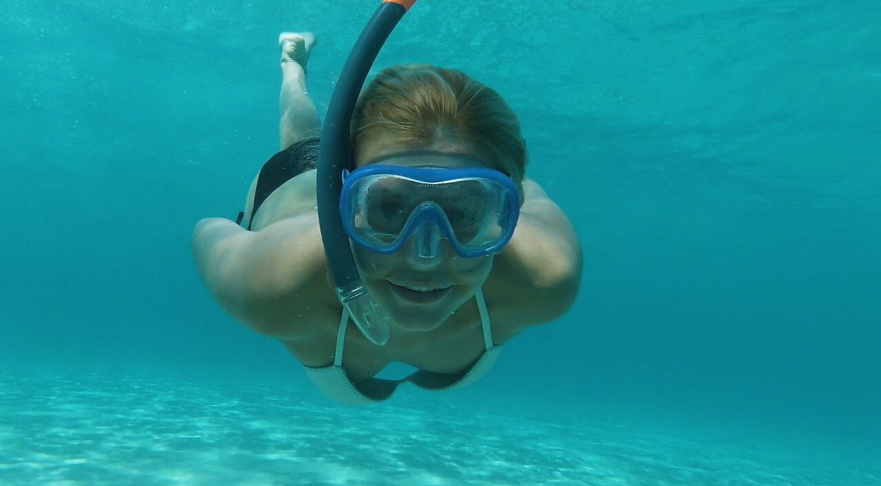 Bikini Girl Snorkeling in Crystal Clear Waters 🌊👙 RANDOM VIDEO OF THE DAY (DAY 10)