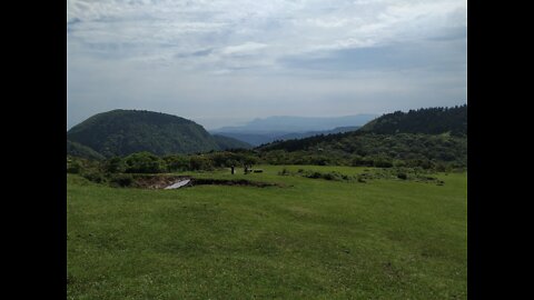 In the mountains around Taipei trying to escape the mask suicidal cult for a few hours