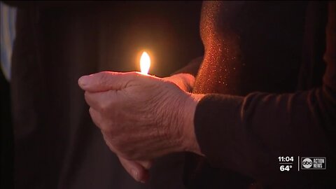 Ukrainian community holds vigil in St. Petersburg in wake of Russian invasion