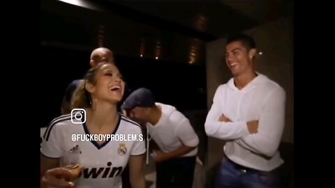 When JLO met Christian Ronaldo 😅