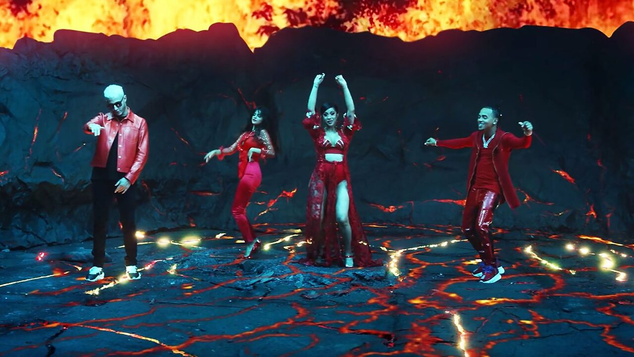 DJ Snake Taki Taki ft . Selena Gomez , Ozuna , Cardi B ( Official Music Video )