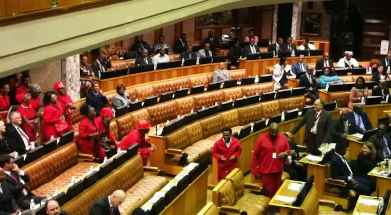 Ramaphosa sworn in as SA MP (bM6)
