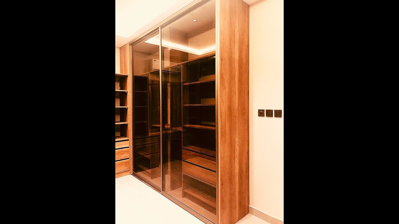 Sliding wardrobe Door