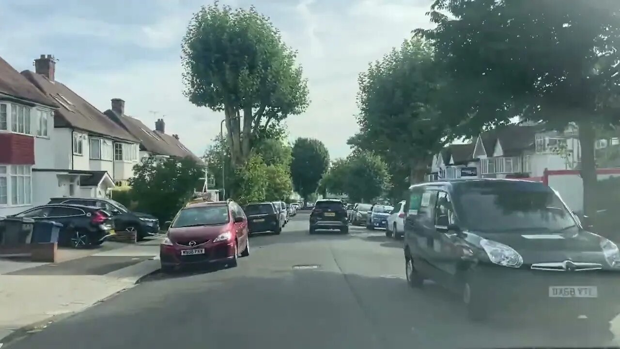 🎶I want to ride my bicycle🎶