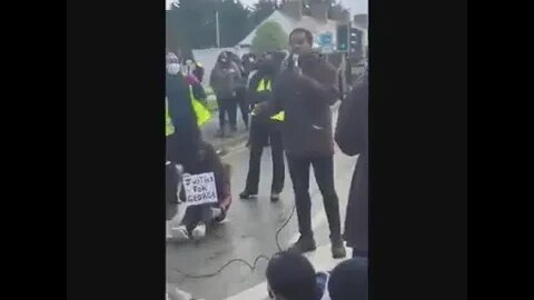 This is in Ireland 🇮🇪"They should be lucky to have us, they should pay us to be there"