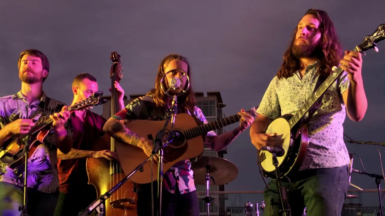 Billy Strings - Dust In A Baggie (BMI Rooftop Party)