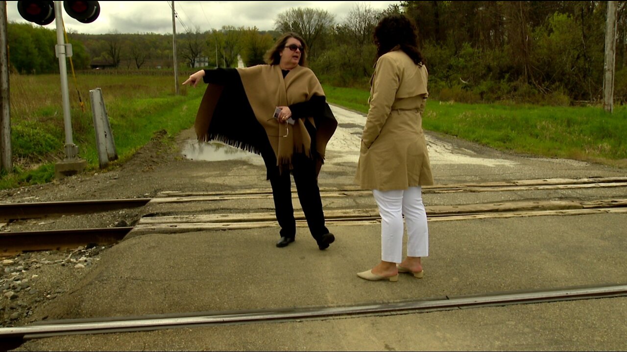 Parked trains blocking dead-end road in Town of Ripley causes frustration for neighbors