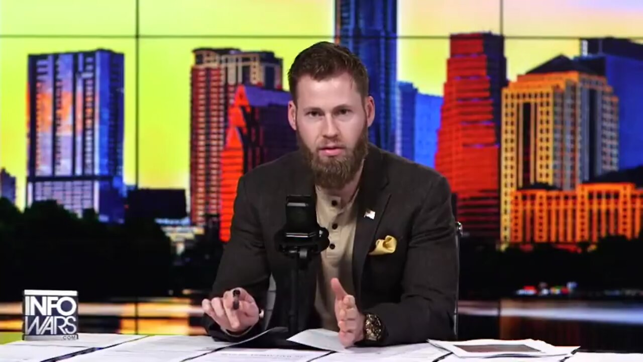 WAR ROOM (Full Show) Monday - 2/20/23